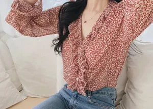 Новый красного цвета с длинными рукавами для девочек, летняя рубашка с цветочным рисунком V образным вырезом рубашки с рюшами Женские топы и блузки с принтом шифоновая блузка для женщин