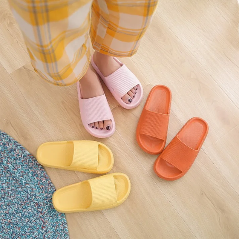 

Thick Platform Bathroom Home Slippers Cloud Slippers Non-slip Flip Flops Woman Sandals Women Fashion Soft Sole EVA Indoor Slides