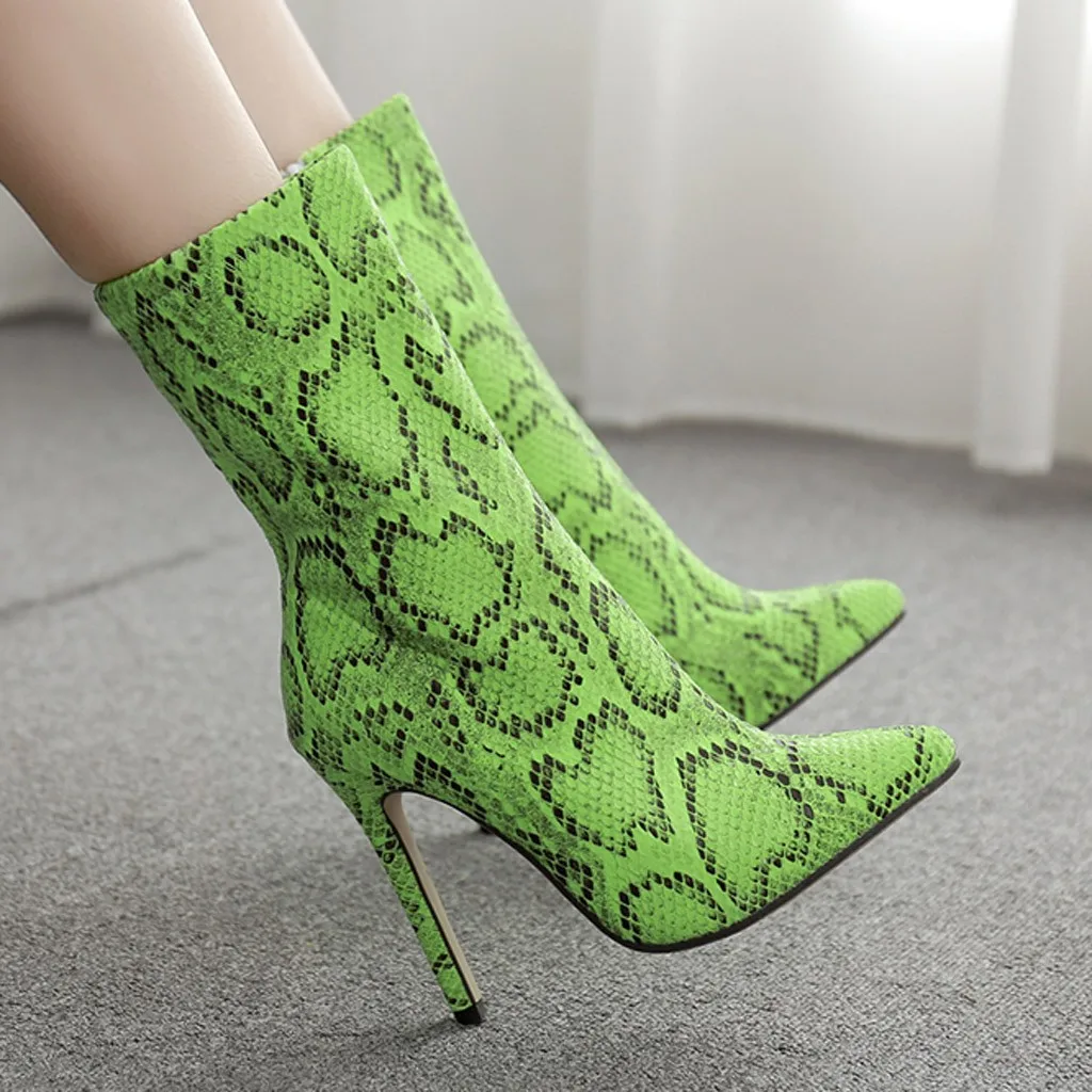 Ботинки Челси женские модные из змеиной кожи с острым носком на молнии сбоку