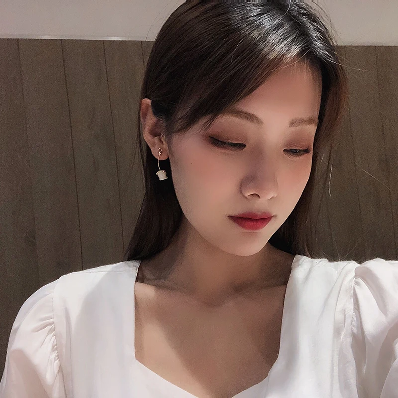 S925 серьги-подвески игольчатые ювелирные изделия Золотое покрытие с Белый цветок