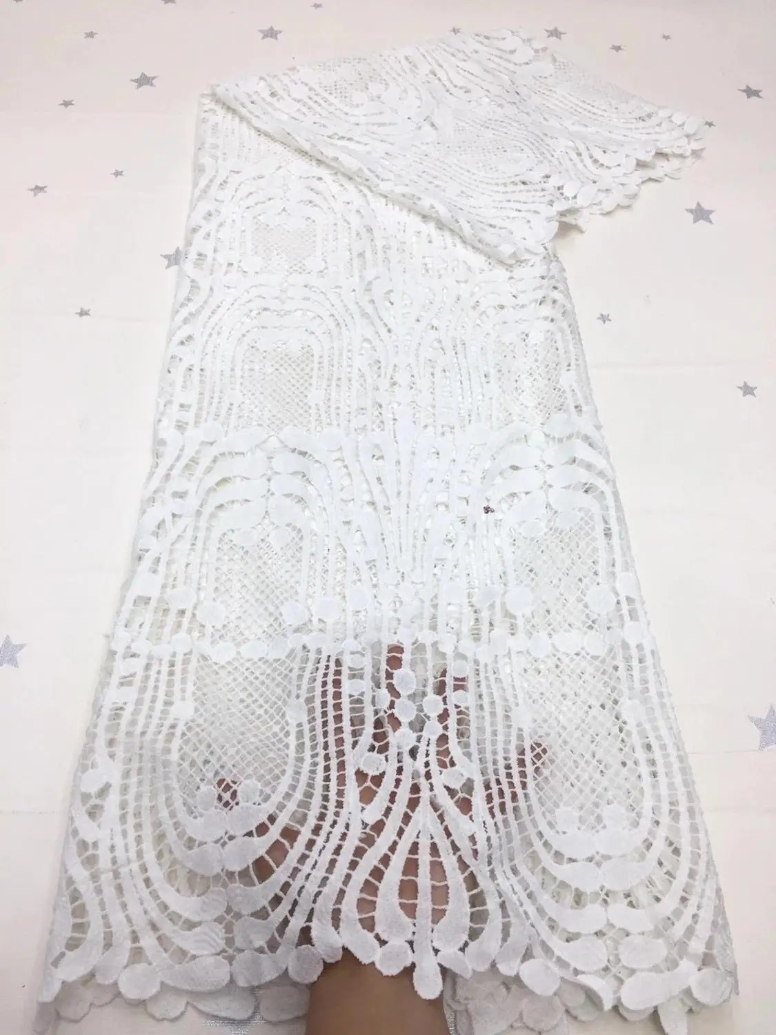 

5yards guipure lace fabric newarrival fashion style nice look milk silk lace fabric for women party dress DP9302