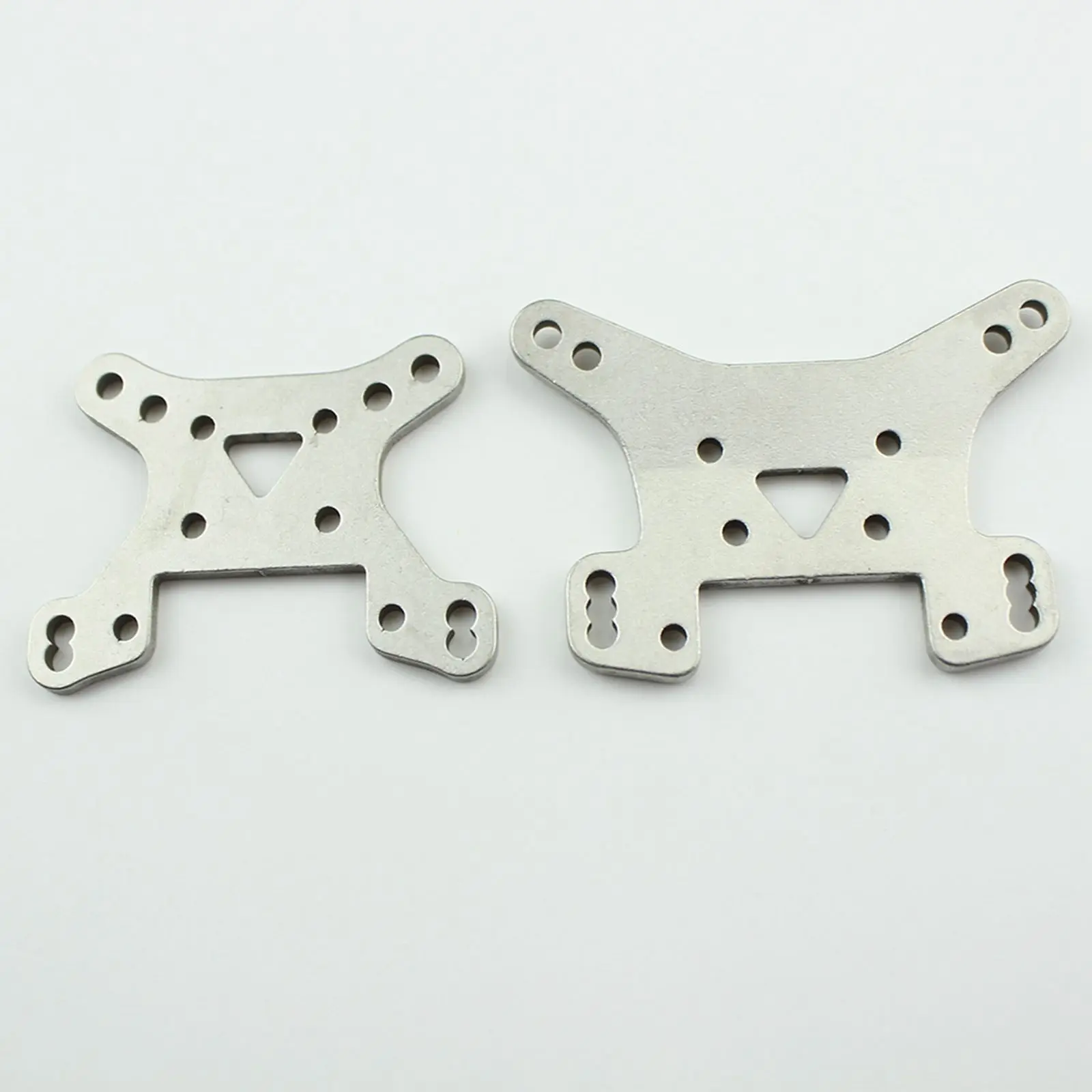 

2 металлические детали для WLtoys 1/14