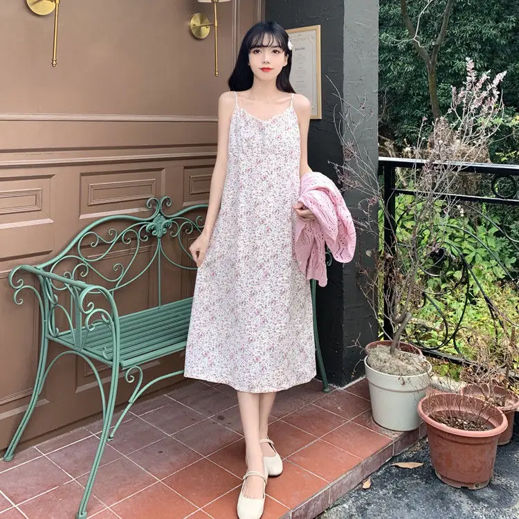 

Skirt children's 2021 spring dress new gentle retro floral suspender skirt loose small temperament with dress