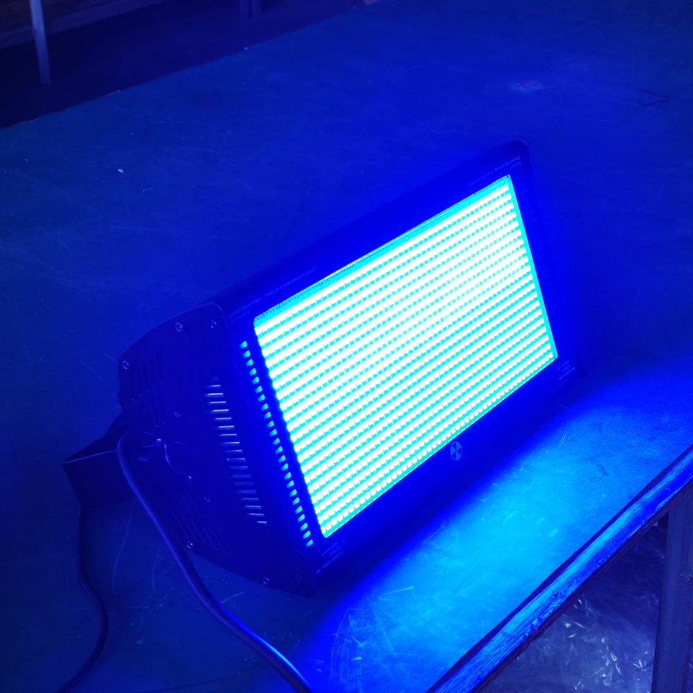 Бесплатная доставка сцсветильник стробоскоп с 4 светодиодами RGB 1000 Вт