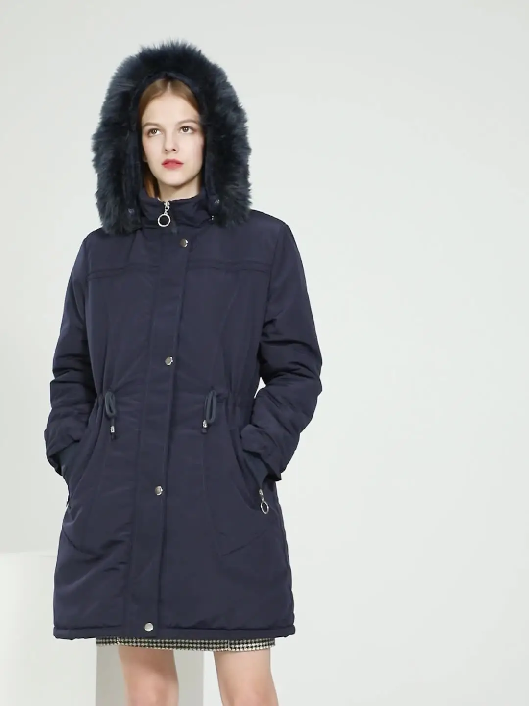 

Женская теплая парка на флисовой подкладке, зимнее пальто с воротником из искусственного меха и капюшоном с регулируемой талией, 2021