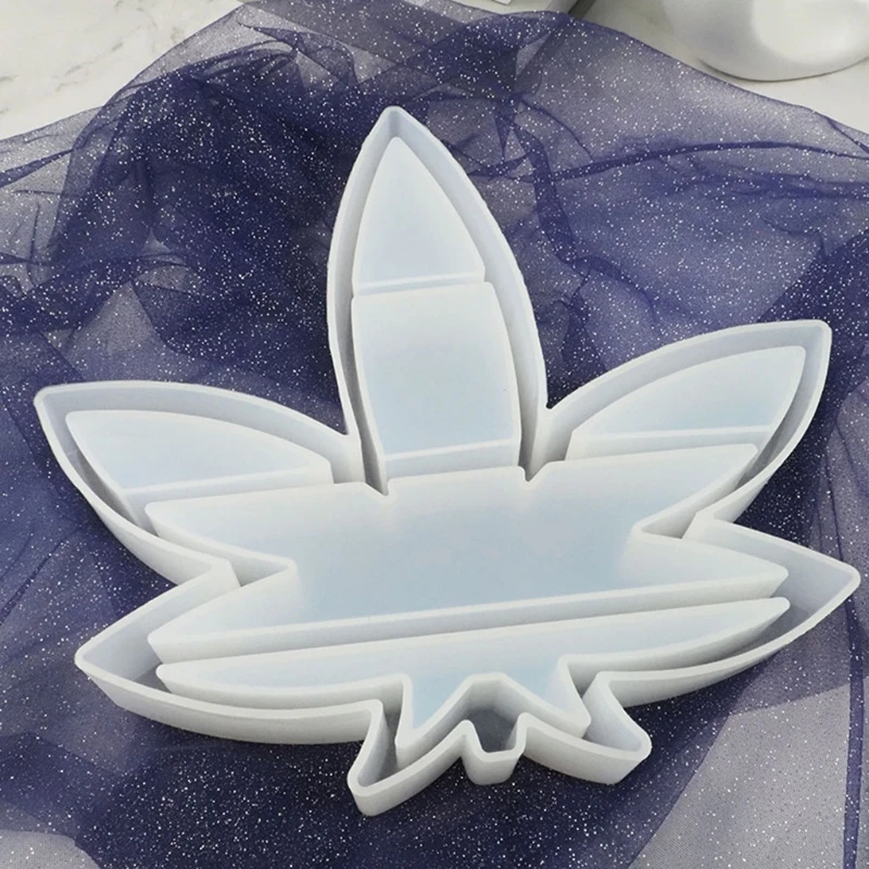 

2 Pcs Maple Leaf Ashtray Epoxy Resin Mold Jewelry Storage Box Tray Silicone Mould Handmade DIY Crafts Home Decorations T5UF