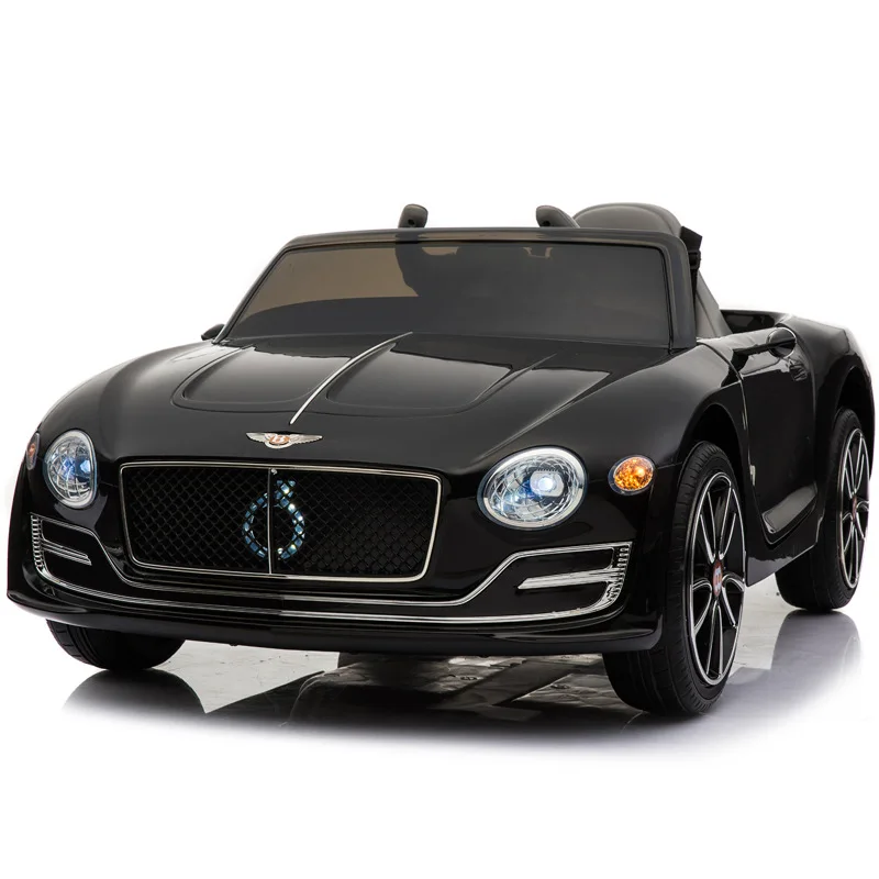 Детский электромобиль с электрическим приводом четырьмя колесами мягкое