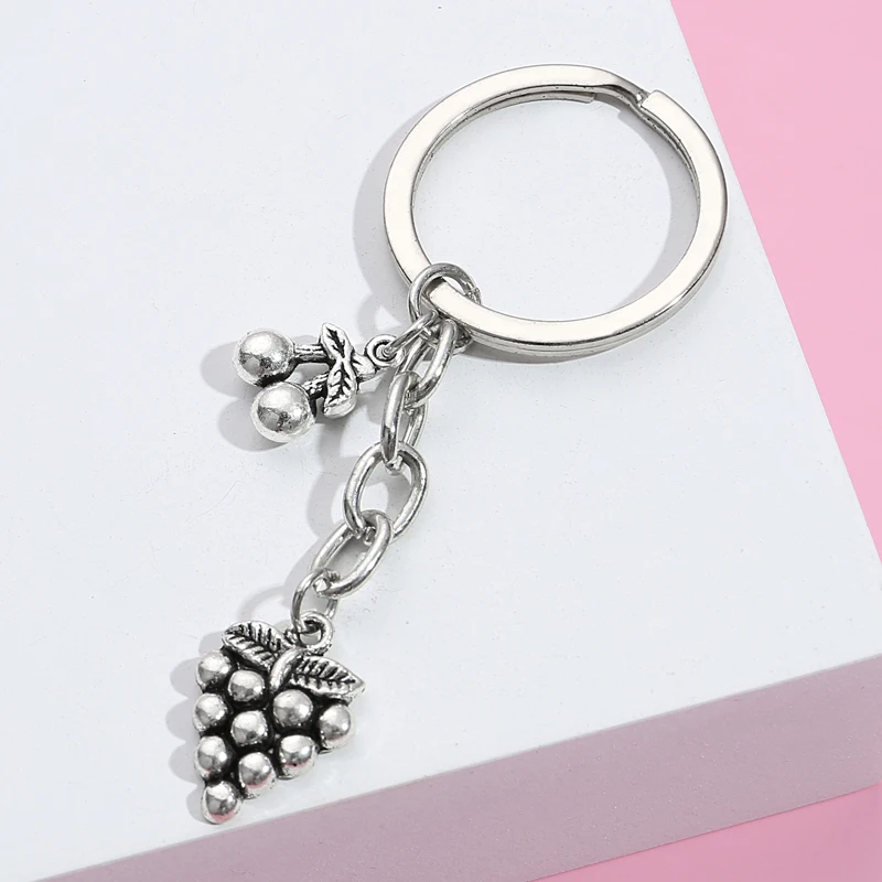 Брелок для ключей с фруктами виноградом бананом клубникой вишней | Украшения и