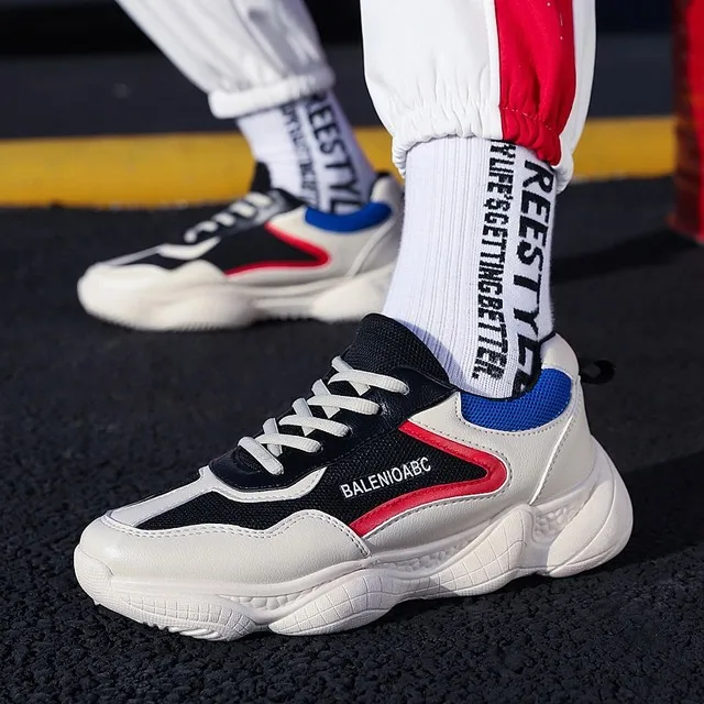 Новинка спортивные стильные мужские туфли для бега модные пожилых пап низкие