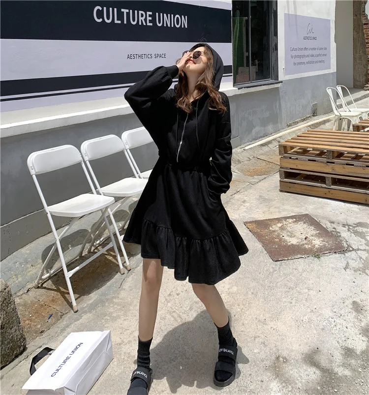 Мини-платье женское демисезонное в готическом стиле с длинным рукавом | Женская