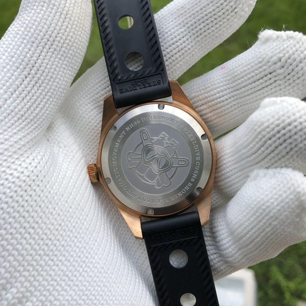 

STEELDIVE SD1965S Luxury Watch CUSN8 Bronze NH35 Bubble Mirror Sapphire Glass Super Luminous 200M Waterproof Men's Diving Watch