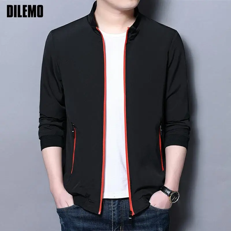 

Top Quality New Brand Casual Fashion Stand Collar Softshell Jacket Men Zip Up Windbreaker Streetwear Stylish Coats Man Clothes