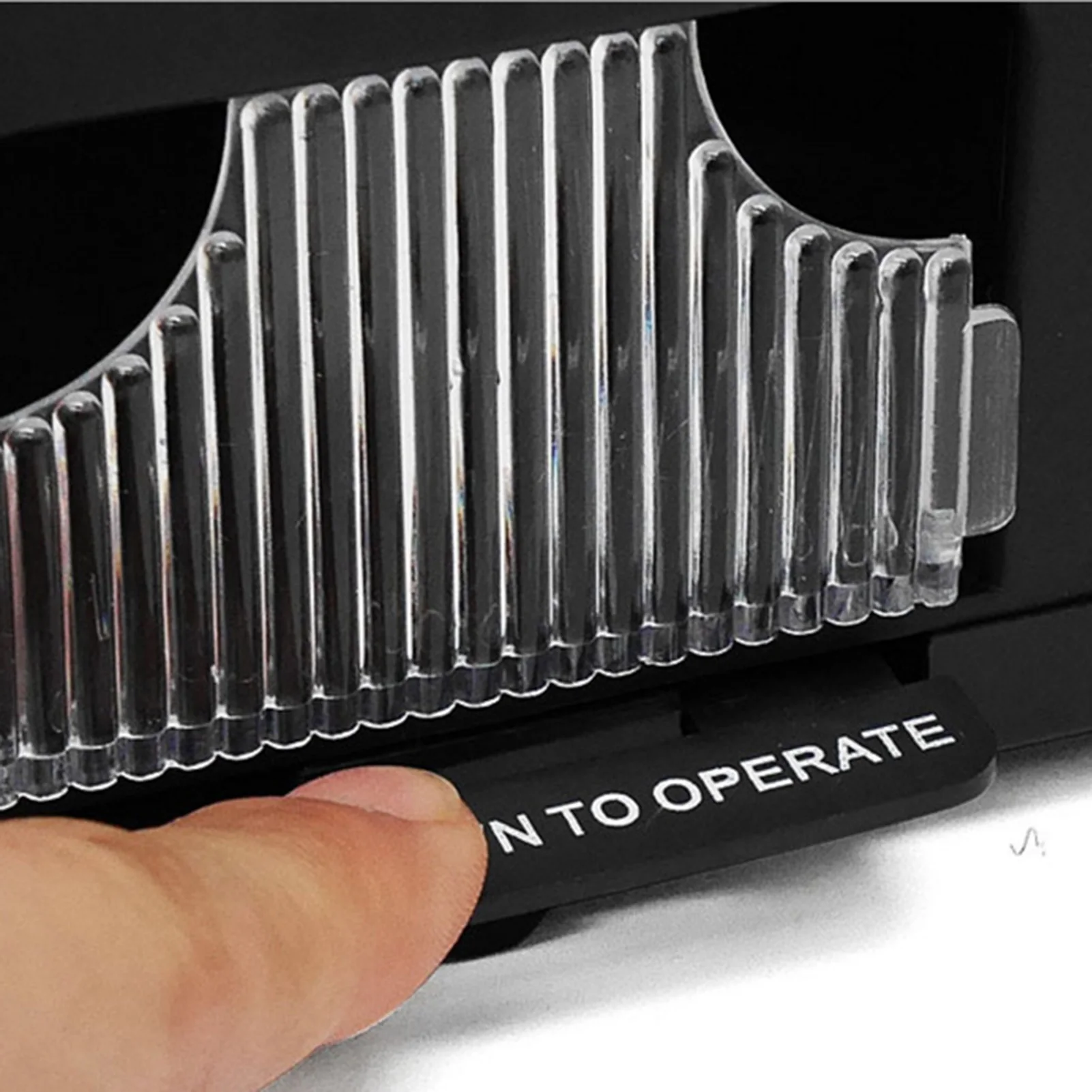 

Electronic 4/6 Decks Playing Card Shuffler Automatic Battery Operated Machine with Push Button Plastic Shuffling Machine