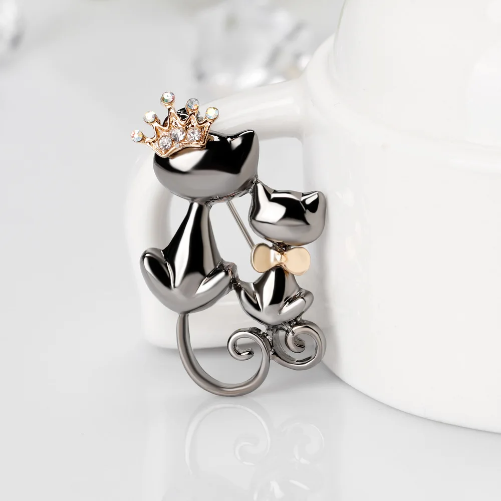 

Metal Crystal Couple Queen Cat Brooch pin Women Mom Collar Pins Corsage Double Animal Brooch Badges Jewelry Accessories Gift