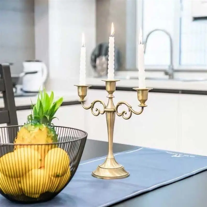 

Metal Candle Holder Retro 3/5 Arms Candelabra for Wedding Prop Candlelight Dinner Hotel Home Decoration Gift