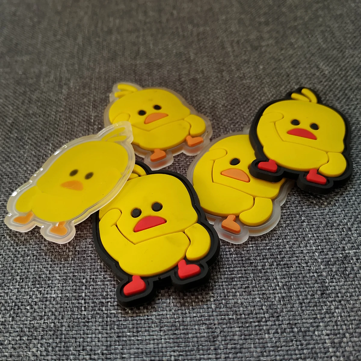 Милые Мультяшные резиновые этикетки на заказ 3D стерео силиконовые логотипы для