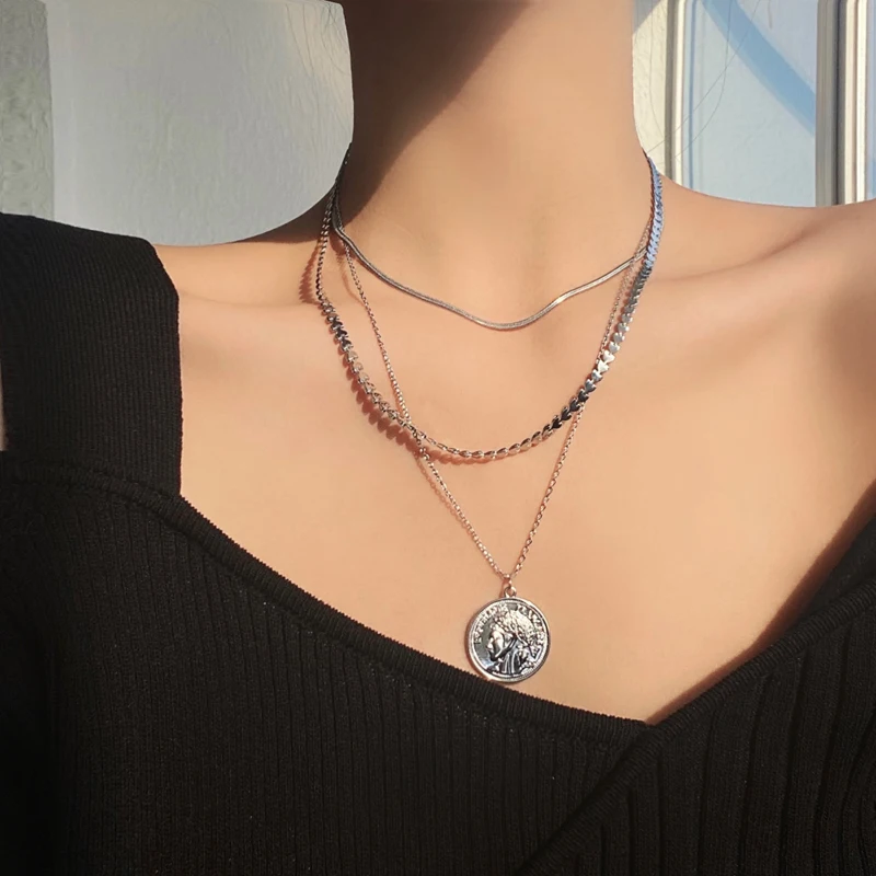 

Mihan Modern Jewelry Multi Layer Pendant Necklace Popular Design Hot Selling Silvery Plating Chain Necklace For Girl Lady Gifts