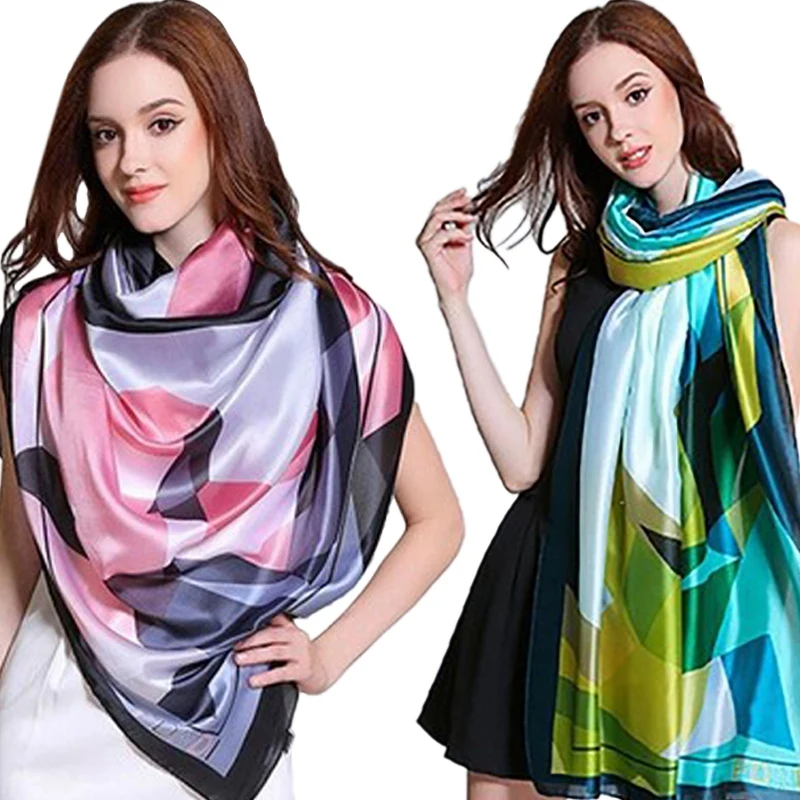 

Ladies Fashion Scarf Geometric Print Scarf Soft and Comfortable Sunscreen Shawl Beach Headscarf