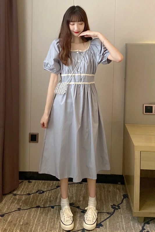 

Women's 2020 Summer New Sweet French Waist Hugging Hepburn Square Collar Puff Sleeve Stitching A- line Dress lolita dress