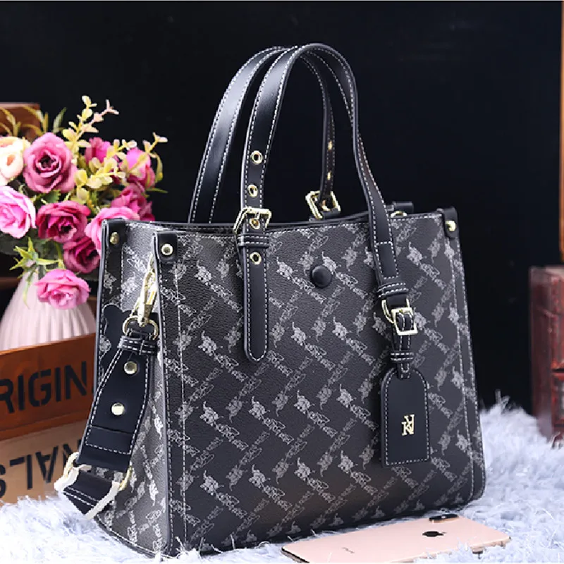 

Genuine Leather Women Totes 2021 New Fashion All Match Larger Capacity Bag Ladies Designer Purses and Handbags Channels Handbags