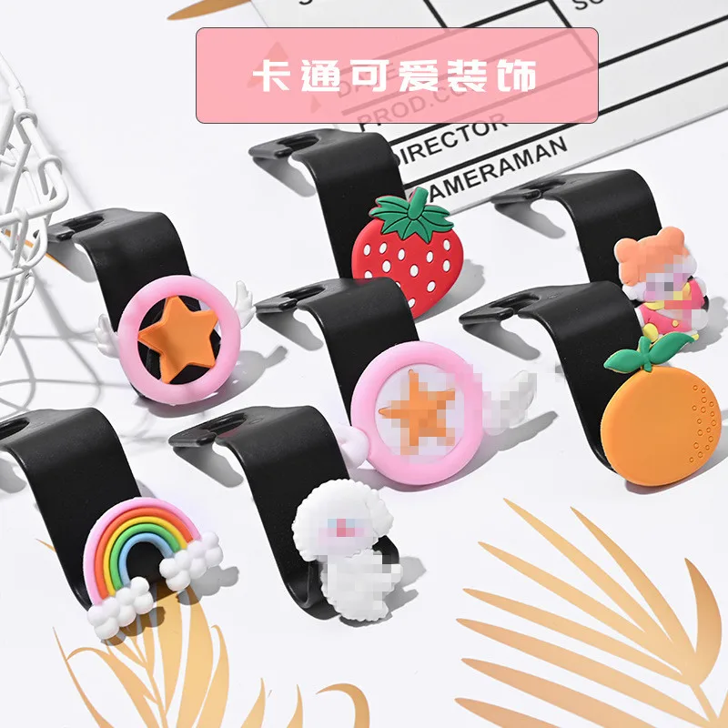 С рисунком из мультфильма с симпатичными машинками крюком авто подголовник