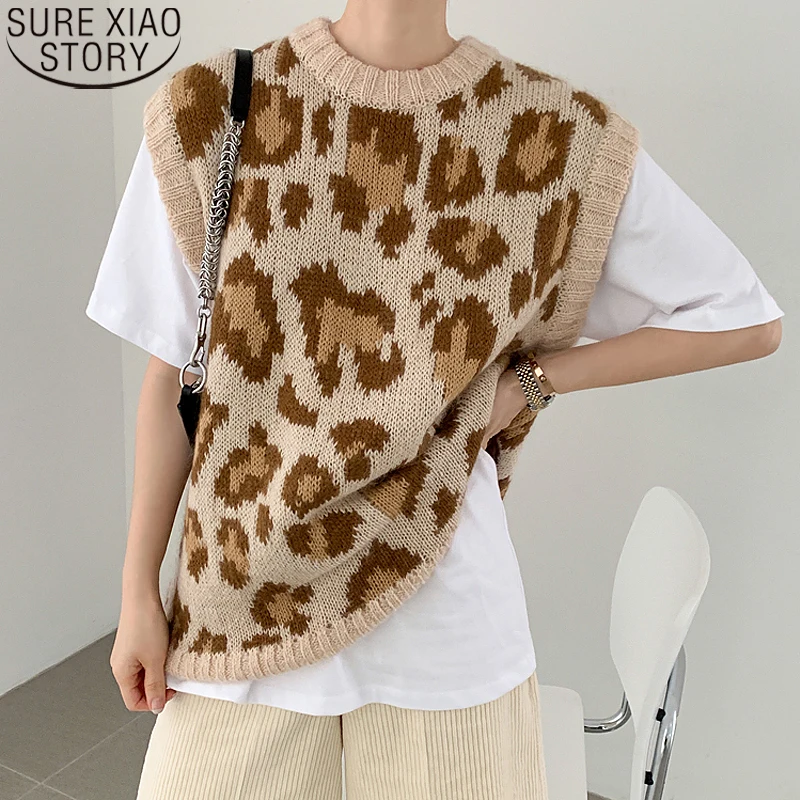 

Vintage Apricot Leopard Knitted Vest Autumn Winter Loose Pullover Sweater Vest Korean Causal O Neck Fashion Women Sweaters 17181