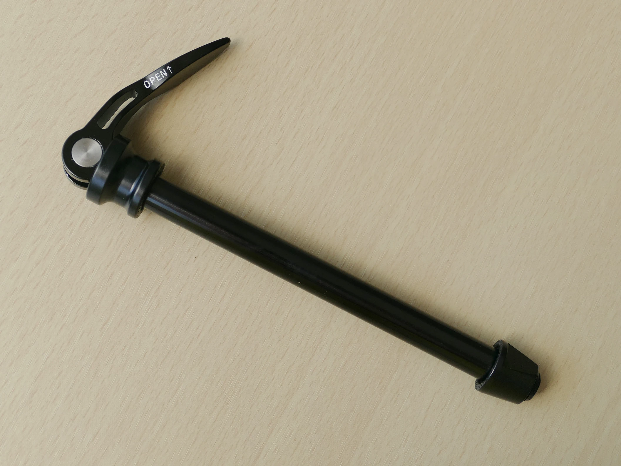

Brand New Road Cyclocross Bike Fork Axle Thru-axle 100mm * 12mm For Front Fork