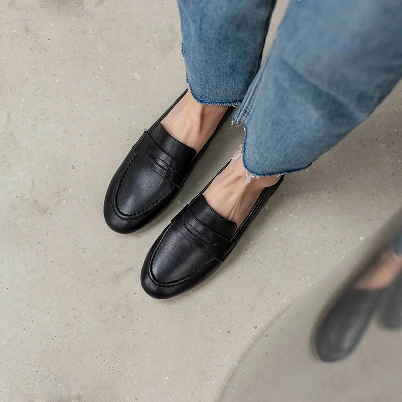

VERCONAS Comfortable Low Heels Women Pumps Genuine Leather Round Toe Retro Concise Basic Shoes Woman Spring Summer New Arrival