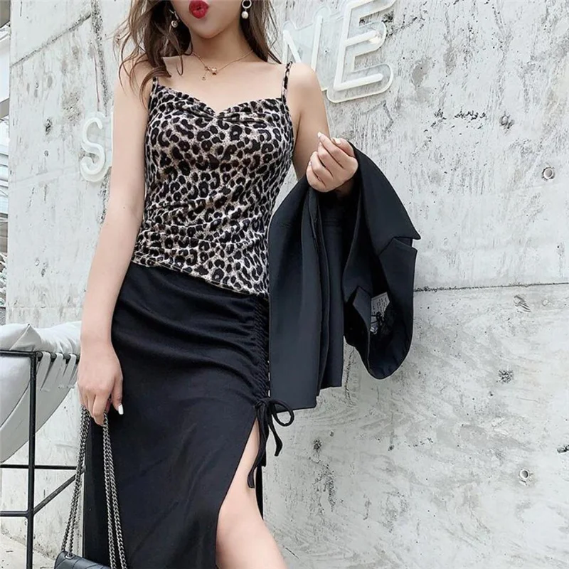 

2021 NEW Women Leopard Print Mini Camisole Tops Women's Short Bottoming Shirts Sleeveless Sexy Tops Tees