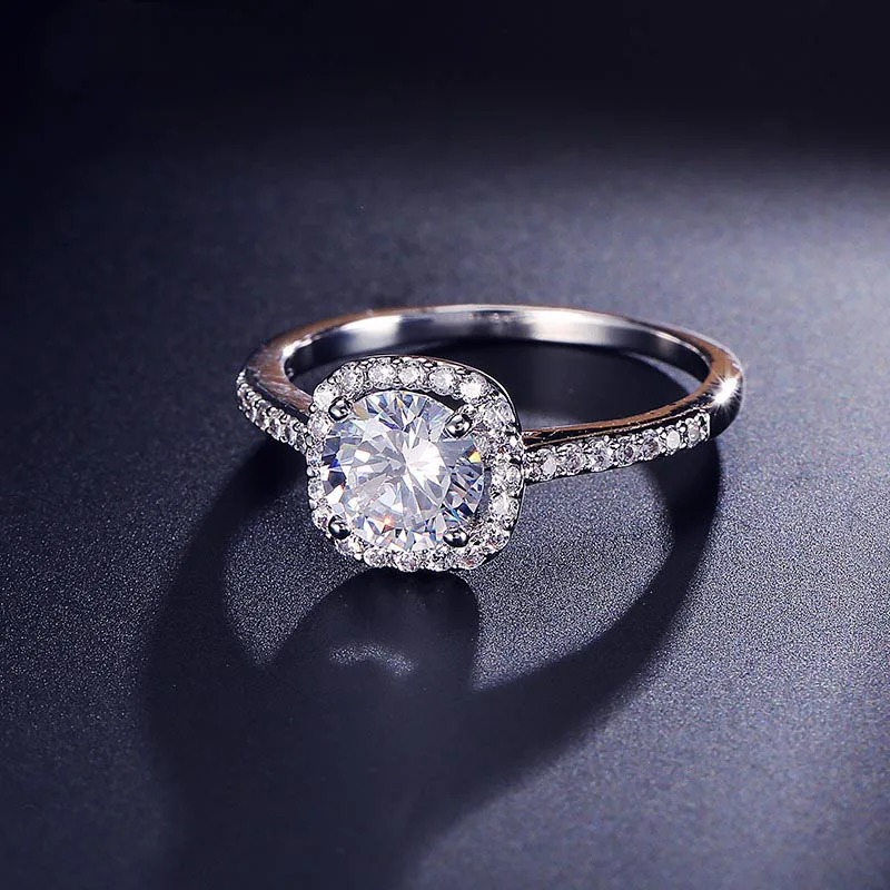 Женское серебряное кольцо с камнями Cellacity Трендовое ювелирное изделие 925 пробы