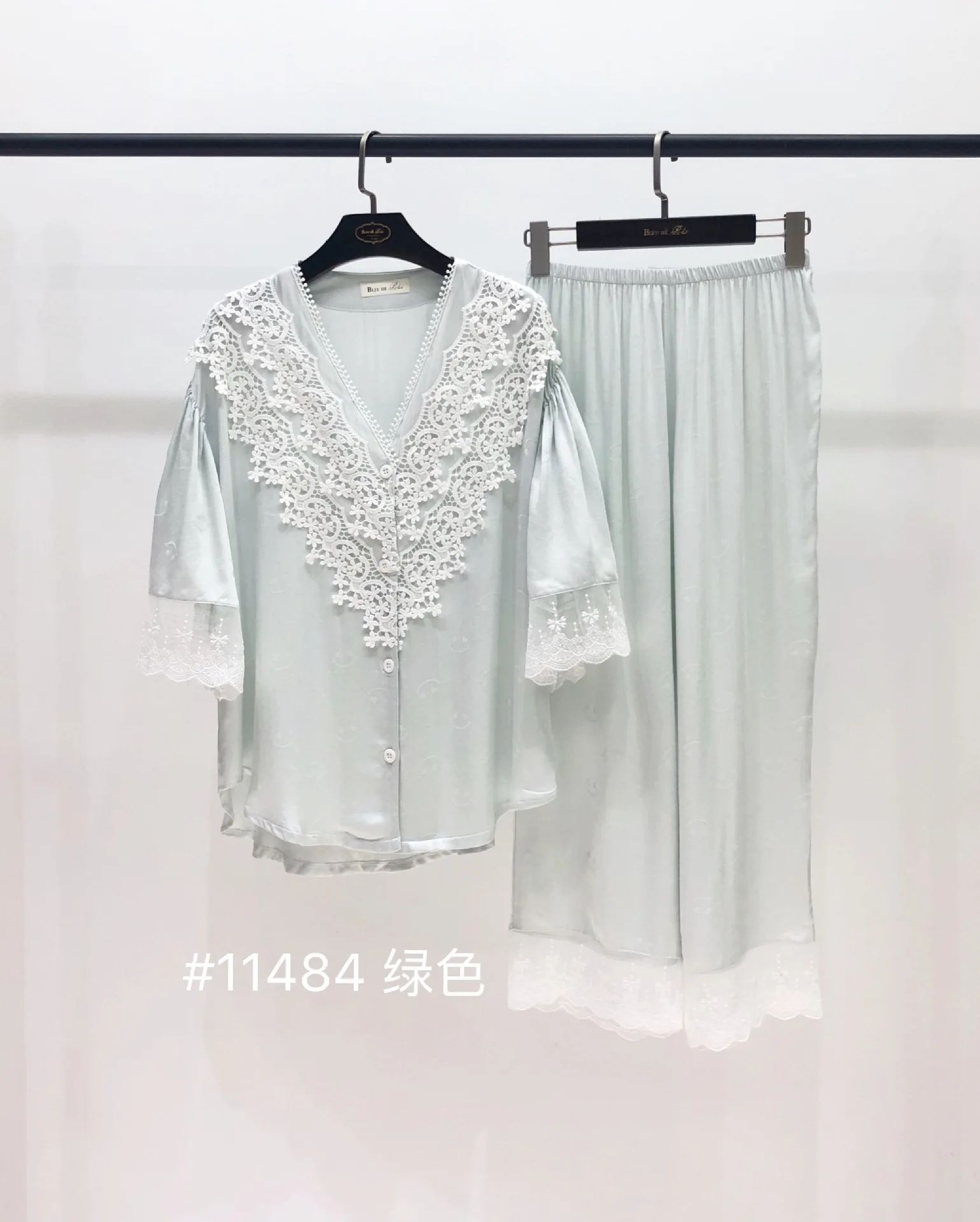 

Pajamas 2-Piece Set 2021 Autumn Japanese Princess Style Lace Corsage Long Sleeve Pants Nighty Fashion Jacquard Satin Sleepwear