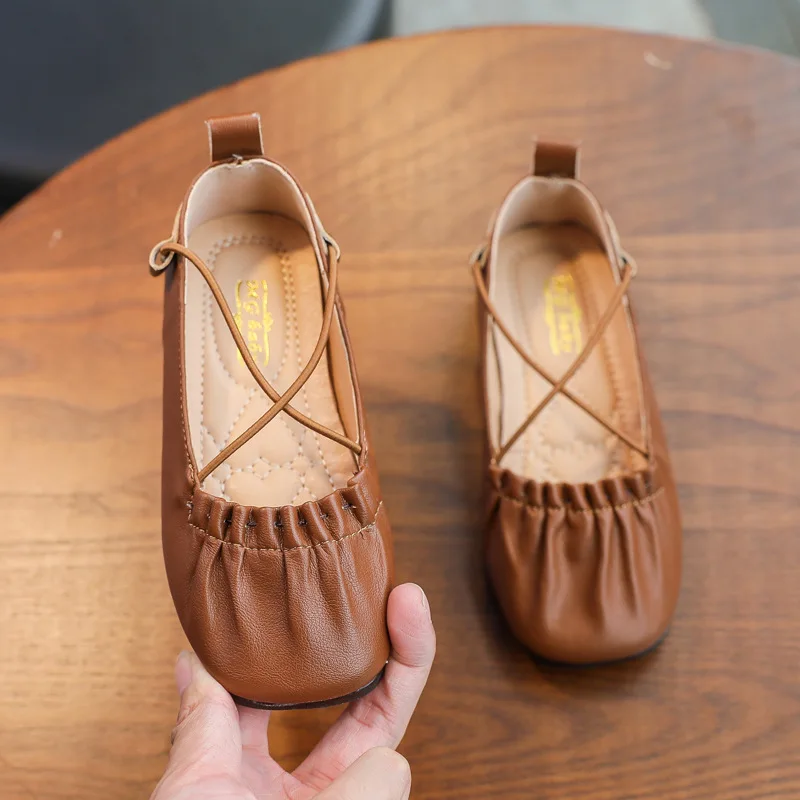 Кожаные туфли для девочек детские свадебные под платье принцессы осенние черные