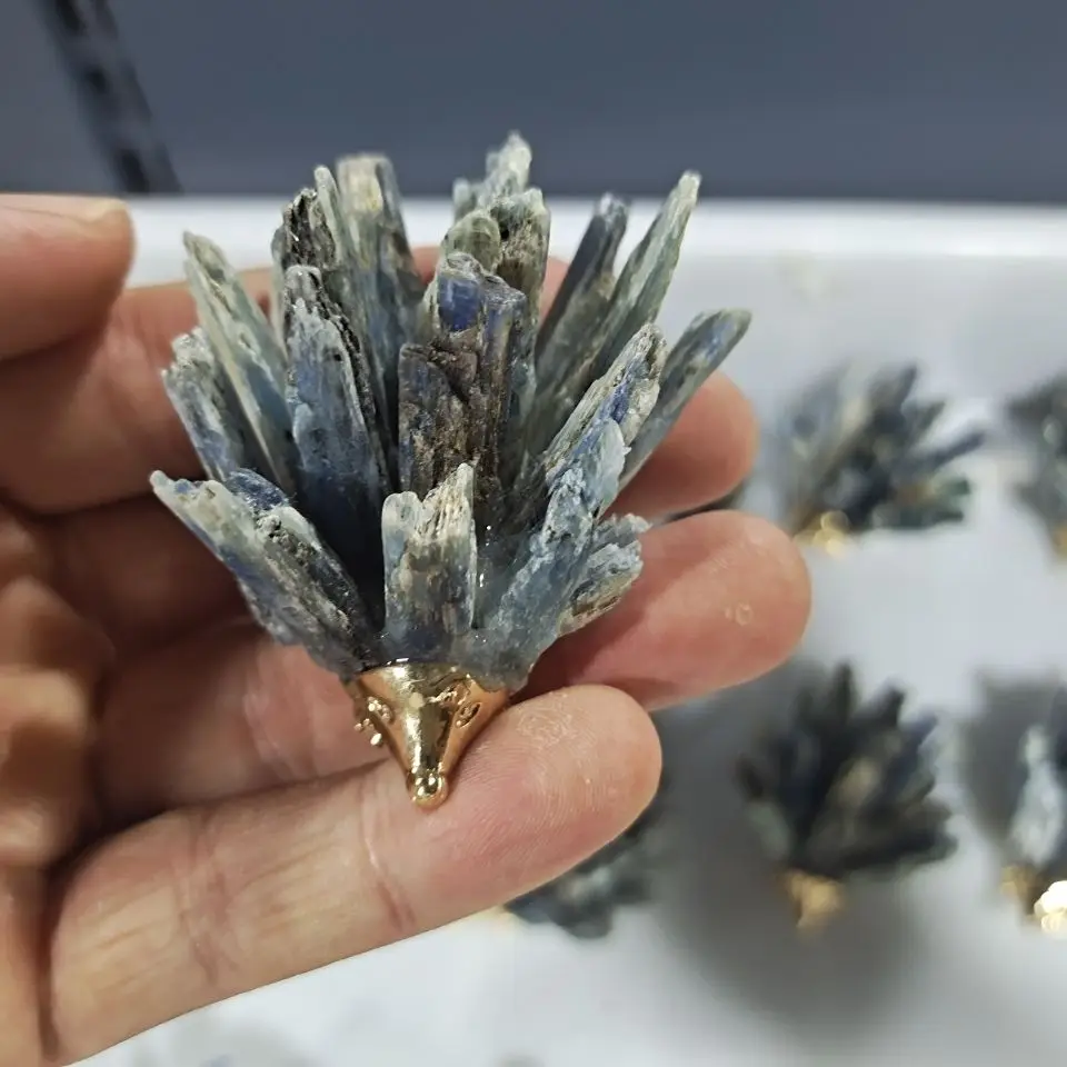 

1pcs Natural Stones Hedgehog Crystal Kyanite Hand-MadeQuartz Geode Cluster Mineral Raw Home Decor