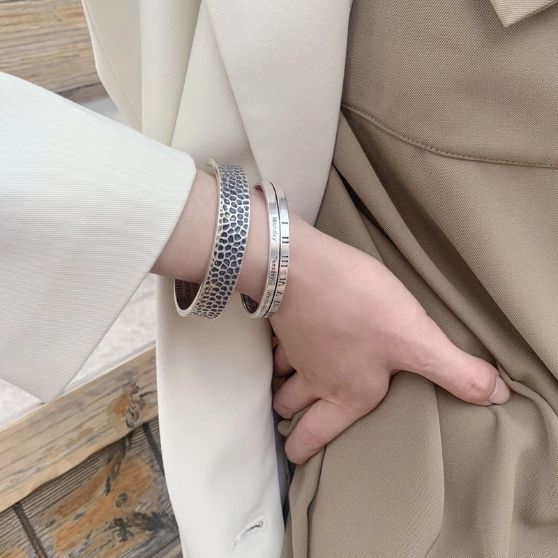 

Todorova Retro Roman Numeral Bracelet Bangles Pulseira Bileklik All-match Elegant Couple Vintage Jewelry Adjustable Opening