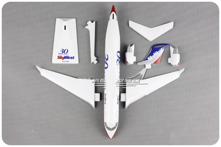 

28CM 1:100 Plastic American SkyWest Airlines 30TH CRJ-200 N443SW Airways Aircraft Assembled Assembly airplane model Plane
