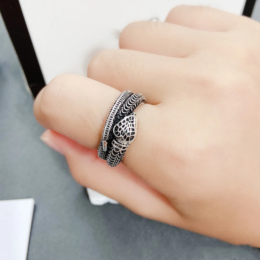 

1Pc Retro Punk Snake Ring Exaggerated Antique Sliver Color Fashion Personality Stereoscopic Rings for Men Women