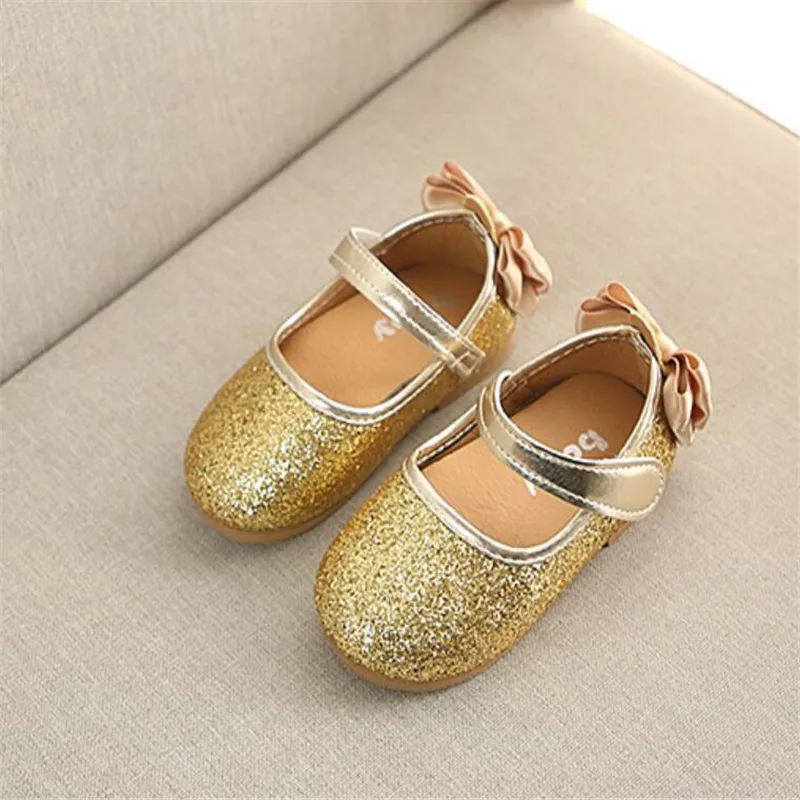 2020 блестящие кожаные модельные туфли для девочек детская повседневная обувь на