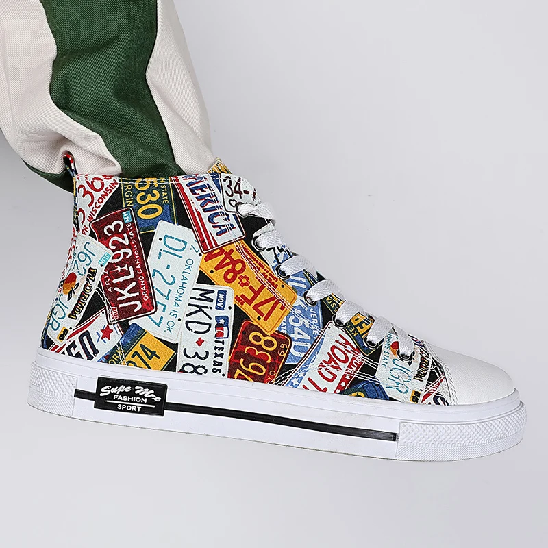 Fashion Sneakers Men Canvas Shoes Breathable Cool Street Graffiti Shoes Lovers Comfortable Shoes Flats Casual Vulcanized Shoes