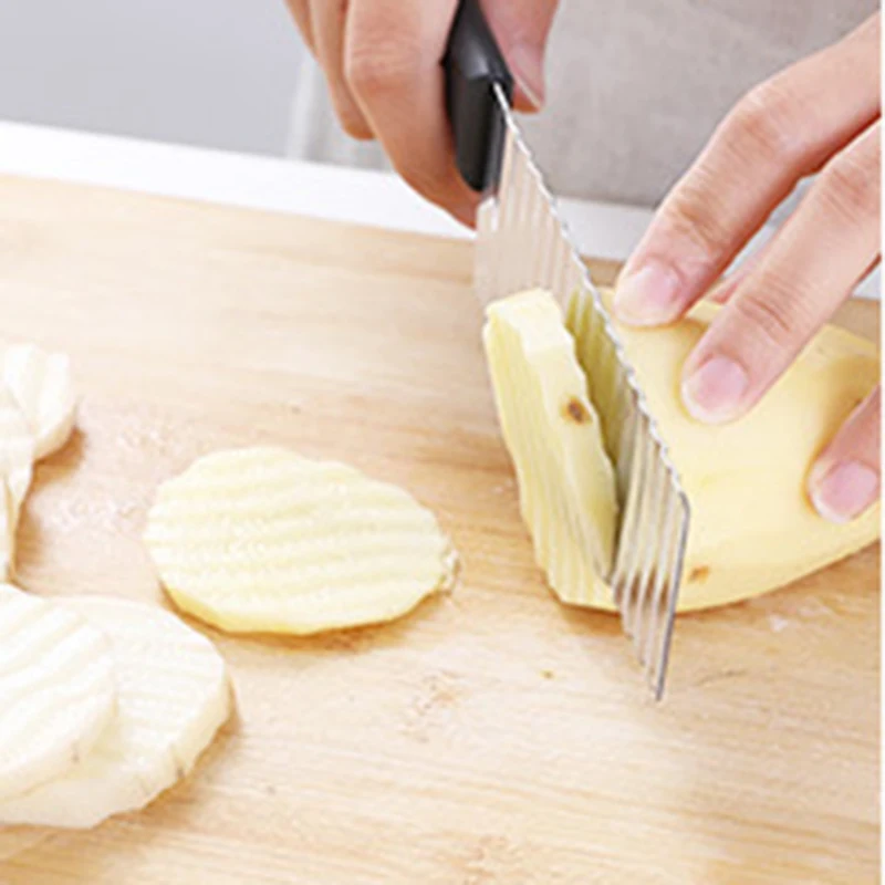 Description Picture 4 of itemStainless Steel Potato Chip Slicer Dough Vegetable Fruit Crinkle Wavy Slicer Knife Potato Cutter Chopper French Fry Maker Tool