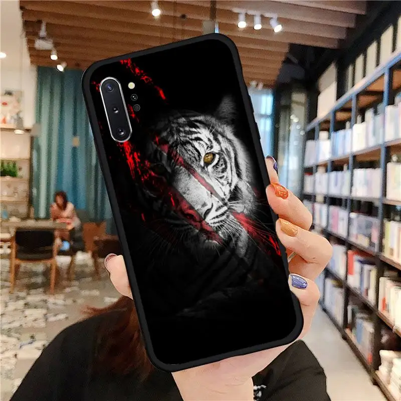 

Tiger Leopard Lion Phone Case For Samsung A50 A51 A71 A20E A20S S10 S20 S21 S30 Plus ultra 5G M11 funda cover