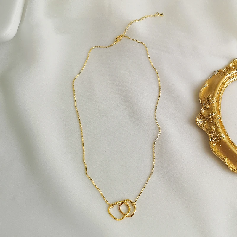 

Peri'sBox Gold Color Linked Double Circle Necklaces Round Irregular Necklaces for Women Minimalist French Necklaces 2020 Hot