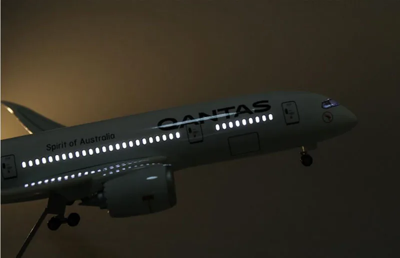 1/130 масштаб 47 см самолет Boeing B787 Dreamliner самолет QANTAS авиалиний модель самолета W свет и колеса литой под давлением пластиковый самолет