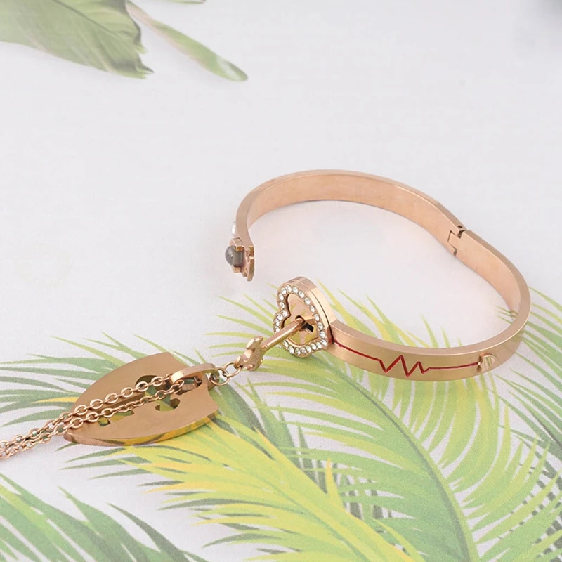 

Titanium Steel 100 Different Language I Love U Heart Lock Key Couple Bracelet Necklace Nanotechnology Lover Jewelry Set