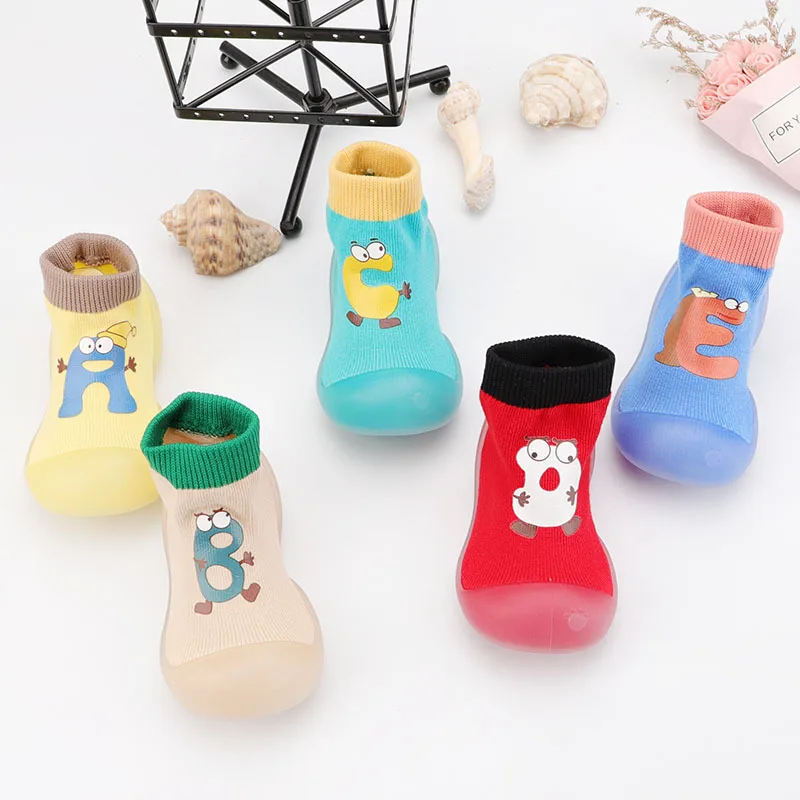 

Fashion Newborn Baby Socks Shoes Alphabet Pattern Toddler First Walkers Boy Girl Toddler Shoes Anti-Slip Soft Rubber Shoes