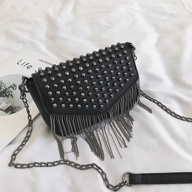 Женские сумки через плечо с заклепками новинка 2020 роскошные сумка цепочкой мини