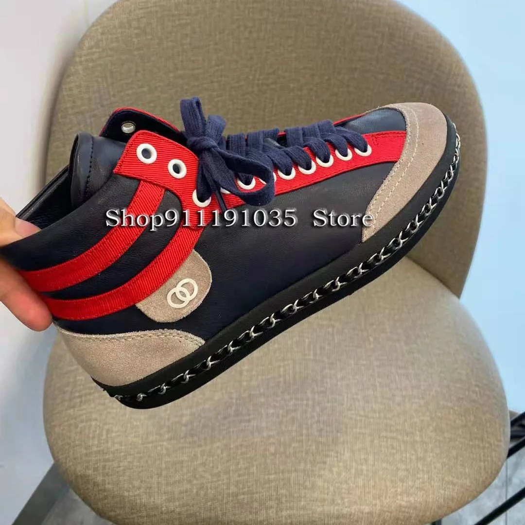comprar Couro De Alta Qualidade De Uma Marca De Designer Superior Com Elementos Em Forma De Corrente. Sapatilhas Femininas Da Moda Nova, Tamanhos 35-41