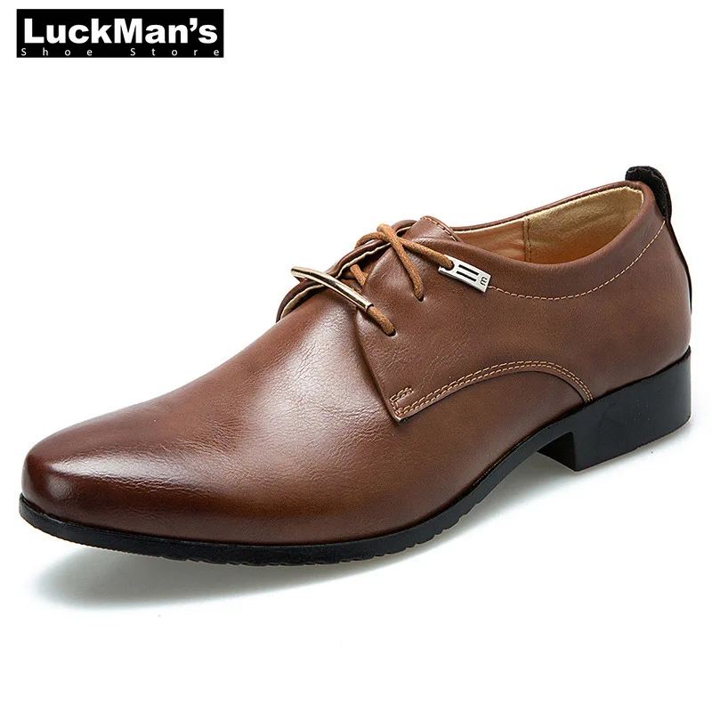 Мужские модельные туфли в деловом стиле Новые модные кожаные на шнуровке для