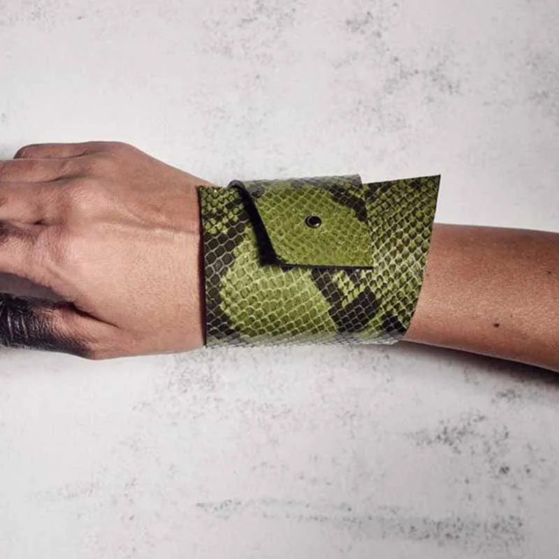 TOTABC под змеиную кожу В стиле панк кожаные браслеты из нержавеющей стали для