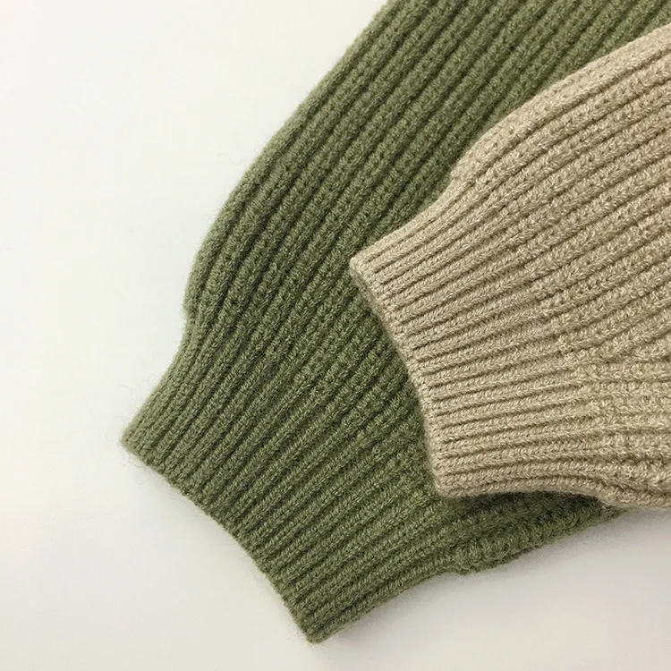 Вязаный кардиган для мальчиков корейский стиль однотонный с карманами весна 2021 -