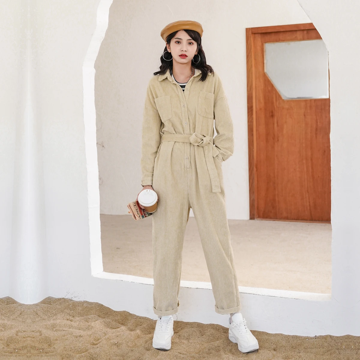 Повседневные Хлопковые женские комбинезоны с оранжевым поясом и карманами